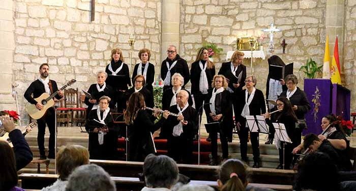 Ya es Navidad en Pareja: celebrado el XIV Certamen de Villancicos en la Iglesia de la Asunción 1 Ya es Navidad en Pareja celebrado el XIV Certamen de Villancicos en la Iglesia de la Asunción