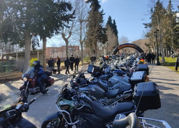Alrededor de cinco mil motos y siete mil moteros se dan cita en la matinal ‘A los huevos fritos con patatas’ en Sacedón