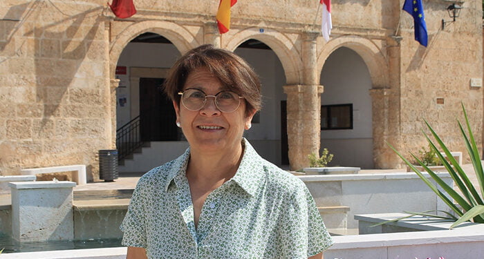 Anuncia Martínez se presenta a la reelección como alcaldesa de Vara del Rey