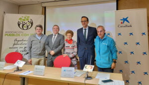 CaixaBank apoya a la Asociación Pueblos con Futuro para fijar población en entornos rurales de Guadalajara a través del empleo y la escolarización