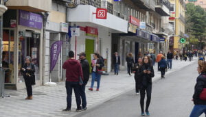 CEOE-Cepyme Cuenca y la Asociación del Comercio indican los domingos y festivos de apertura autorizada