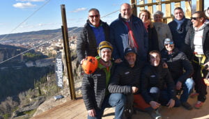 Cuenca abre esta semana al público la tirolina desde el barrio del Castillo a la Cueva de la Zarza 445 metros a 80 kilómetros por hora