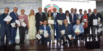 El 'Mesón Sierra Alta', la 'Posada Real de Santa María', el restaurante 'Qrica Taberna' de Corduente y 'El Cenador de las Monjas' reciben los Broches Gastronómicos del Medio Rural