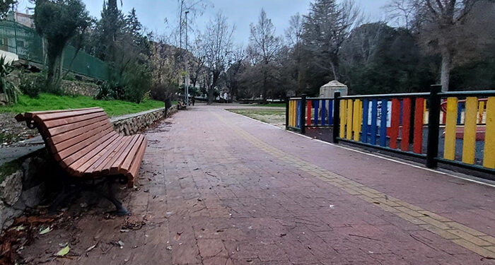 El Ayuntamiento de Cuenca repara alrededor de 1.500 bancos..., y cada reparación ha costado 400 euros 1 El Ayuntamiento de Cuenca repara alrededor de 1.500 bancos