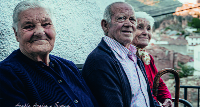 El Ayuntamiento de Enguídanos presenta su calendario solidario 2023, dedicado a las personas mayores 1 El Ayuntamiento de Enguídanos presenta su calendario solidario 2023, dedicado a las personas mayores