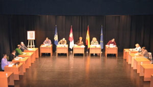 El Ayuntamiento de San Clemente aprueba los Presupuestos Generales 2023 que asciendo a 7,3 millones de euros con el voto en contra del grupo popular 2 El Ayuntamiento de San Clemente aprueba los Presupuestos Generales 2023 con el voto en contra del grupo popular