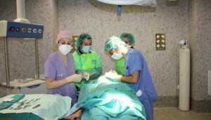 El Centro de Especialidades de Motilla del Palancar realiza las primeras intervenciones quirúrgicas de Cirugía Menor