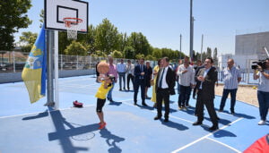 El Gobierno regional y el Ayuntamiento de Las Mesas firman un convenio para la puesta en marcha de una escuela infantil de 0 a 3 años