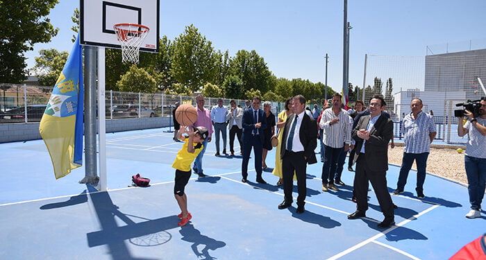 El Gobierno regional y el Ayuntamiento de Las Mesas firman un convenio para la puesta en marcha de una escuela infantil de 0 a 3 años 1 El Gobierno regional y el Ayuntamiento de Las Mesas firman un convenio para la puesta en marcha de una escuela infantil de 0 a 3 años