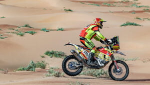 Fernando Domínguez supera la etapa de este viernes y está a solo dos jornadas de finalizar el Dakar con el equipo Diputación de Cuenca