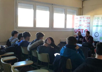 Impulsa Guadalajara se acerca a los institutos con el objetivo de informar sobre el diálogo social 2 Impulsa Guadalajara se acerca a los institutos con el objetivo de informar sobre el diálogo social