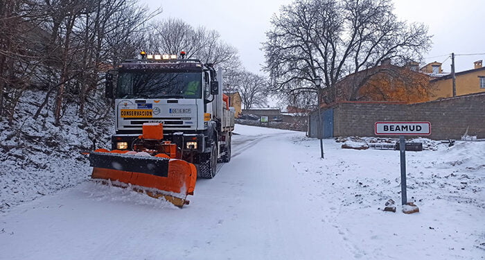 La Diputación de Cuenca moviliza quince medios para limpiar de nieve y hielo las carreteras de la Red Provincial