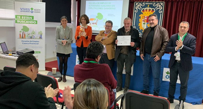 La Diputación de Cuenca y Acción Contra el Hambre forman a once alumnos en el curso de Auxiliares en Explotaciones Ganaderas 1 La Diputación de Cuenca y Acción Contra el Hambre forman a once alumnos en el curso de Auxiliares en Explotaciones Ganaderas