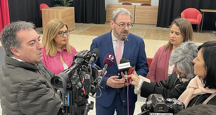 La Junta lamenta que el Ayuntamiento de Alovera no haya ni solicitado ni facilitado espacios para que el Centro de la Mujer permanezca en el municipio 1 La Junta lamenta que el Ayuntamiento de Alovera no haya ni solicitado ni facilitado espacios para que el Centro de la Mujer permanezca en el municipio