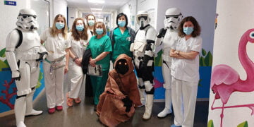 La Legión 501-Spanish Garrison de Star Wars visita el Hospital de Guadalajara