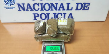 La Policía Nacional de Guadalajara interviene 193 gramos de hachís a un joven en el momento de su detención en un centro comercial