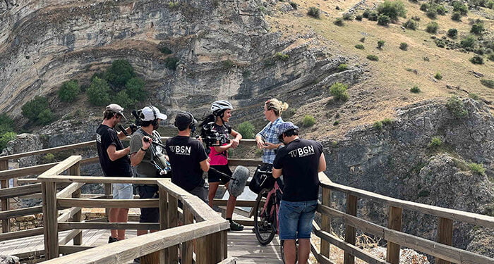 La serie documental “El Camino del Cid: Diario de una Ciclista” este domingo en La 2 1 La serie documental “El Camino del Cid Diario de una Ciclista” este domingo en La 2