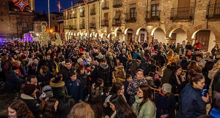 Multitudinaria Cabalgata de Reyes en Sigüenza 1 Multitudinaria Cabalgata de Reyes en Sigüenza