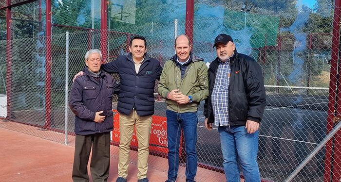 Nuevas ayudas del Ayuntamiento para las tres urbanizaciones de Pareja 1 Nuevas ayudas del Ayuntamiento para las tres urbanizaciones de Pareja