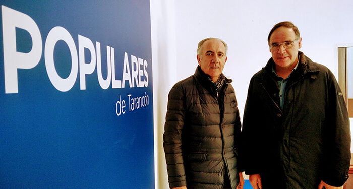 Prieto perfila con el candidato a la Alcaldía de Tarancón, Miguel Ángel Igualada, las líneas a seguir de cara a las Elecciones Municipales de mayo