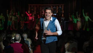 Representación solidaria de EL GRAN SHOWMAN, el musical del Grupo de Teatro de Salesianos Guadalajara