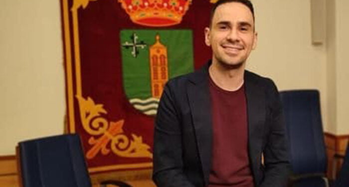 Salinas: “El PP debe dejar de eludir responsabilidades con estúpidas comparaciones, y Celada debe dimitir de inmediato” 1 Salinas “El PP debe dejar de eludir responsabilidades con estúpidas comparaciones, y Celada debe dimitir de inmediato”