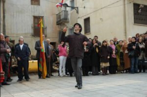 santa cruz de moya cargos