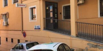 UGT denuncia que el fin del descuento en los combustibles hará que los profesionales sanitarios que usan su vehículo pierdan aún más dinero de sus bolsillos