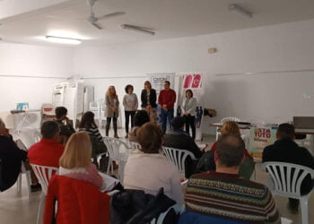 Una quincena de asistentes en Valverde de Júcar en la jornada de AMEP para informar a las empresas sobre ayudas