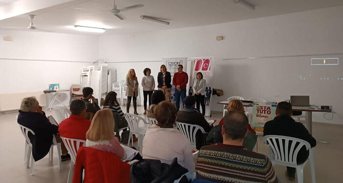 Una quincena de asistentes en Valverde de Júcar en la jornada de AMEP para informar a las empresas sobre ayudas