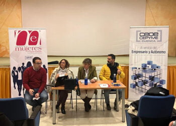 Una quincena de pricenses asisten a la jornada de AMEP para impulsar el emprendimiento y combatir la despoblación