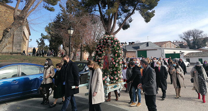 Villanueva de la Torre celebra la festividad de su Patrona, Santa Águeda, con su tradicional misa y procesión y un novedoso Concurso de Gachas