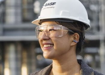 BASF se muestra resiliente en un entorno de mercado complicado e implementa medidas para reforzar su competitividad