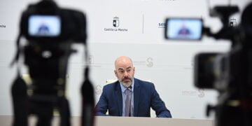 Castilla-La Mancha ofrece contratos de tres años a todos los especialistas que finalicen su residencia
