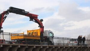 Comienza la retirada de vegetación y desbroce en la ribera del río Henares
