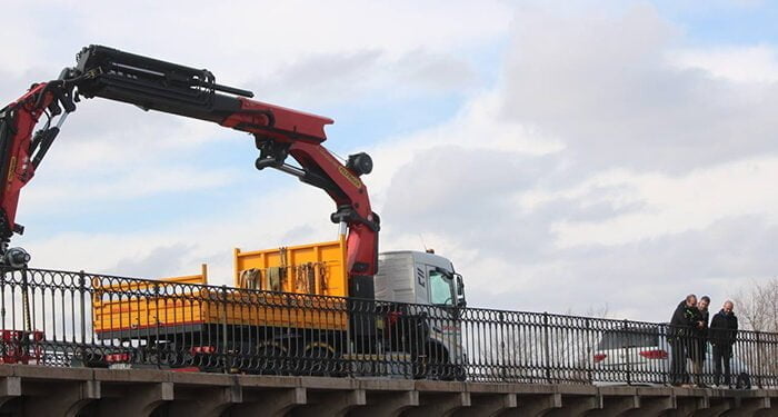 Comienza la retirada de vegetación y desbroce en la ribera del río Henares