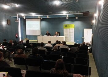 Cooperativas Agro-alimentarias informa a responsables de la industria agroalimentaria de Cuenca del nuevo convenio colectivo del sector 10 Cooperativas Agro-alimentarias informa a responsables de la industria agroalimentaria de Cuenca del nuevo convenio colectivo del sector