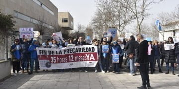 CSIF y STAS exigen el fin de los contratos precarios en la Consejería de Educación