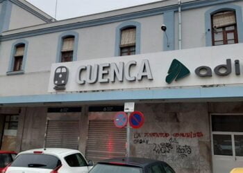 Cuenca en Marcha e IU rechazan la “infamia” del cierre de la línea de tren convencional y piden “responsabilidades políticas”