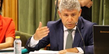 +CUENCA Ahora critica que el alcalde Darío Dolz e Isidoro Gómez Cavero, su socio de gobierno, carguen su incompetencia en los hombros de los trabajadores del Ayuntamiento