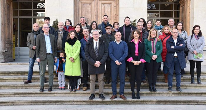 Diputación de Cuenca, Ministerio y ayuntamientos aumentan el presupuesto hasta los 335.000 euros para que Arraigo llegue a 21 municipios