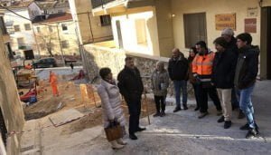 Dolz visita las obras en calle Almendros, que avanzan a buen ritmo