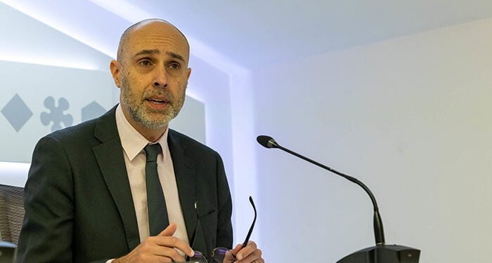 El Ayuntamiento de Guadalajara y la Fundación “la Caixa” firman un convenio para ayudar a cincuenta familias con menores en riesgo de exclusión 1 El Ayuntamiento de Guadalajara y la Fundación “la Caixa” firman un convenio para ayudar a cincuenta familias con menores en riesgo de exclusión