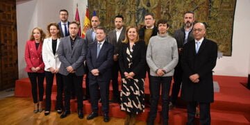 El Gobierno regional compromete a seis años la mejora del sistema educativo regional y de las condiciones laborales del profesorado