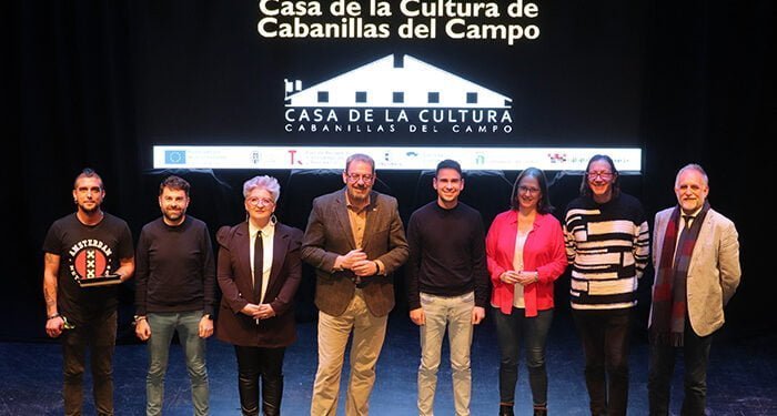 El Gobierno regional financia la renovación del espacio escénico de la Casa de la Cultura de Cabanillas del Campo 1 El Gobierno regional financia la renovación del espacio escénico de la Casa de la Cultura de Cabanillas del Campo