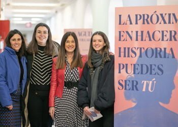 El Gobierno regional inaugura la nueva exposición ‘Todas hacemos historia’ con motivo del 8M, Día Internacional de las Mujeres El Gobierno regional inaugura la nueva exposición ‘Todas hacemos historia’ con motivo del 8M, Día Internacional de las Mujeres