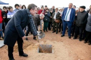 El Gobierno regional inicia la construcción de una nueva residencia de mayores en Campillo de Altobuey para luchar contra la extrema despoblación