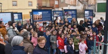 El Gobierno regional lleva a San Lorenzo de la Parrilla la muestra de fotografía itinerante con motivo del 40 aniversario del Estatuto de Autonomía