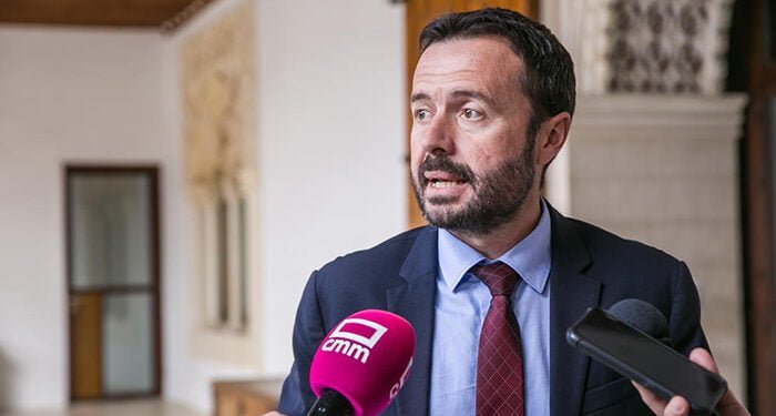 El Gobierno regional muestra su satisfacción ante la aprobación de la Ley de Bienestar Animal incluyendo la posición defendida por el presidente García-Page que excluye a los perros de caza