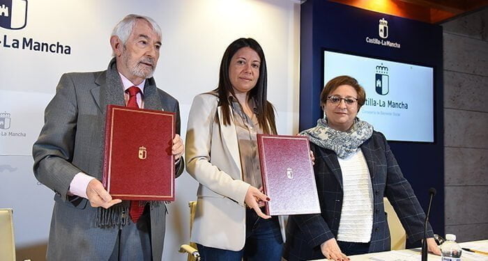 El Gobierno regional renueva por octavo año el convenio con Cruz Roja para luchar contra la pobreza energética con medio millón de euros